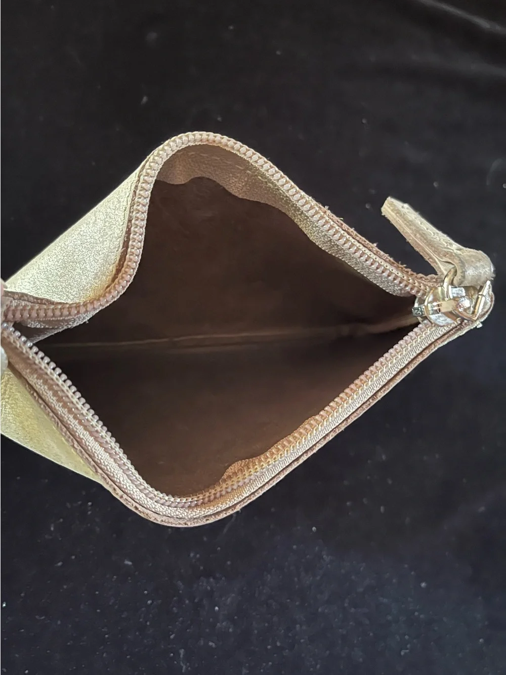 Roots Medium Leather Zip Pouch Tribe